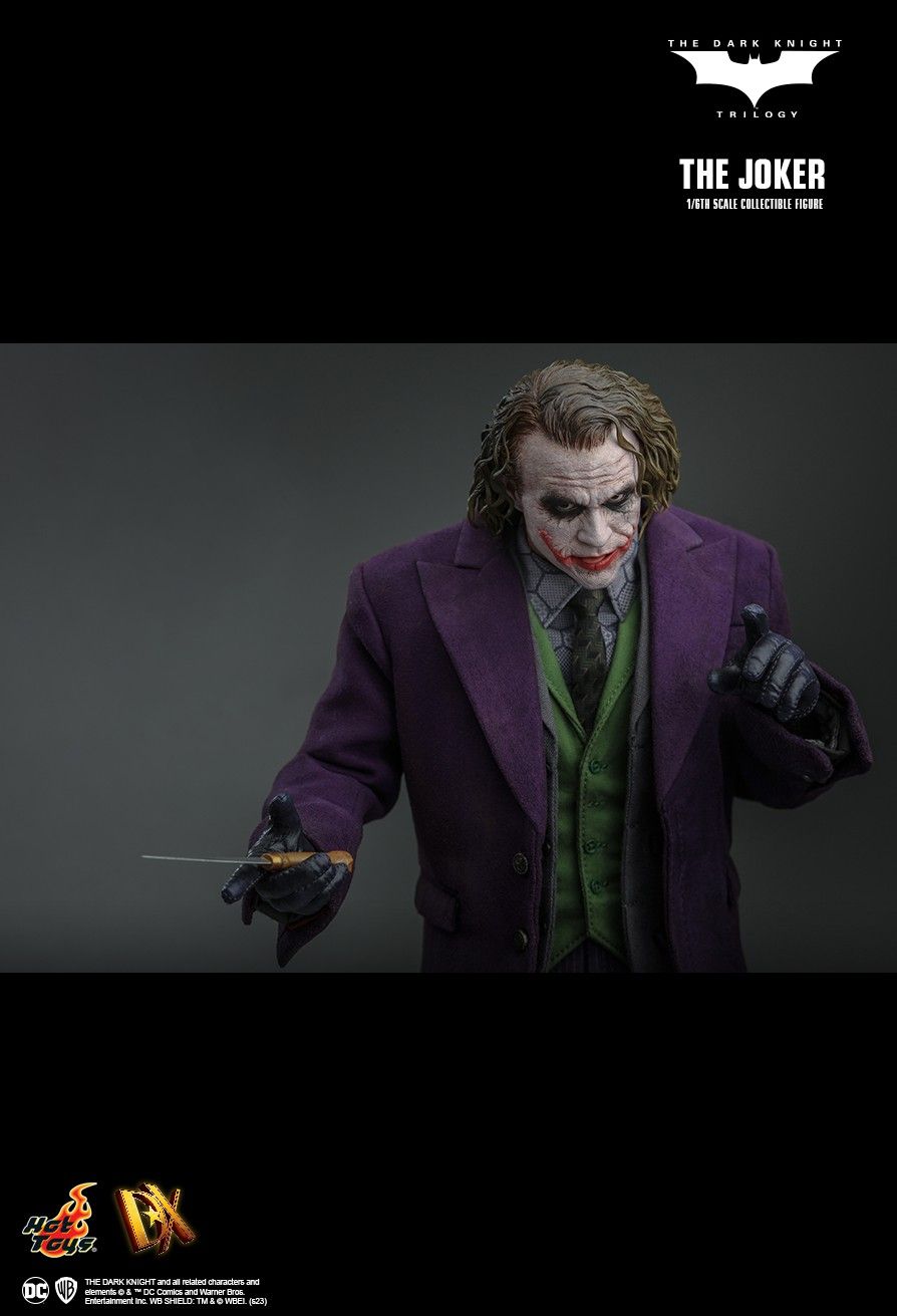Hot Toys DX32 The Dark Knight Trilogy - The Joker 1/6th Scale