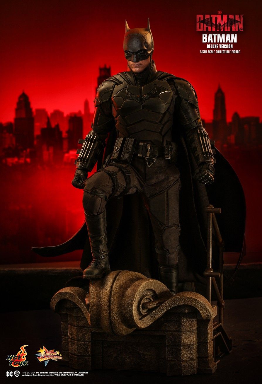 Hot Toys (MMS639) The Batman – Batman 1/6th Scale Collectible