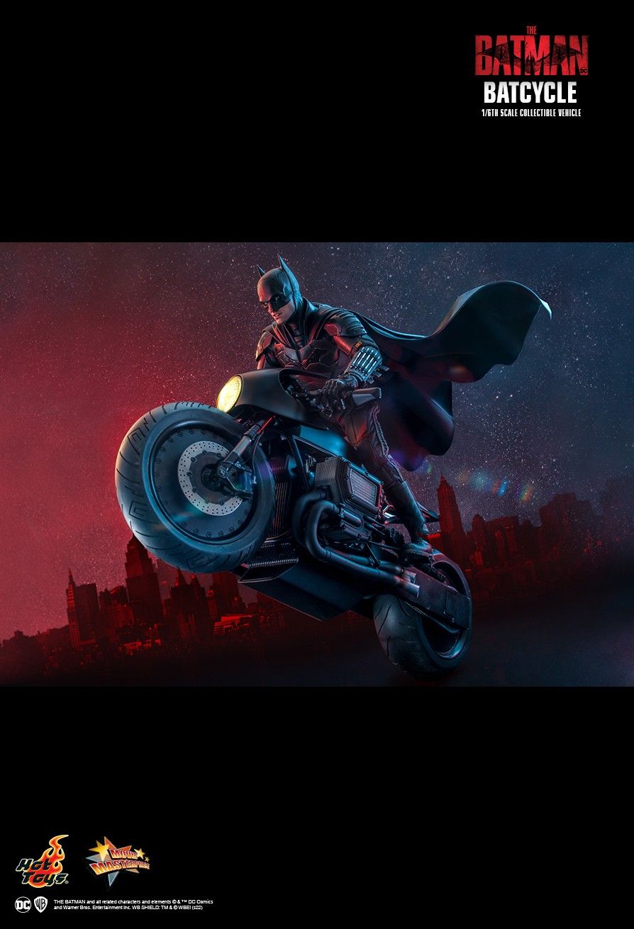 Hot Toys (MMS642) The Batman – Batcycle 1/6th Scale